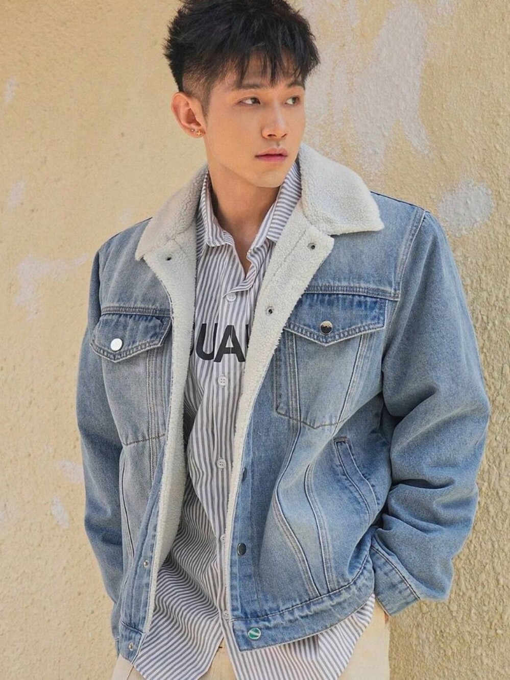Men's Light Blue Sherpa-Lined Denim Jacket